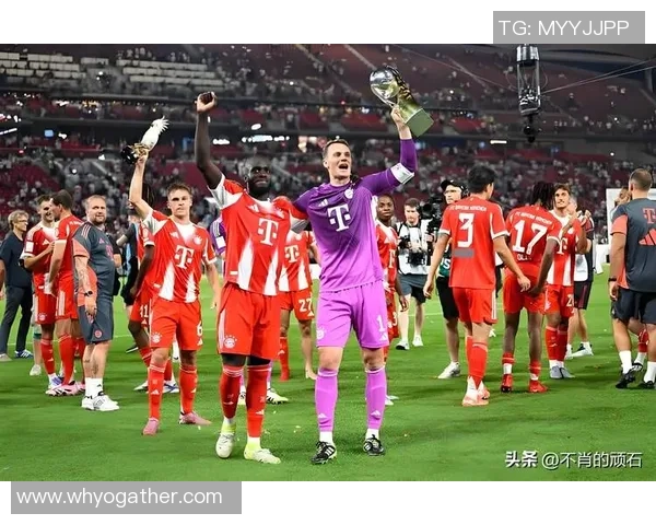 踩脚足球明星转场揭秘新球队新挑战引发球迷热议与期待 踩脚足球明星转场揭秘新球队新挑战引发球迷热议与期待